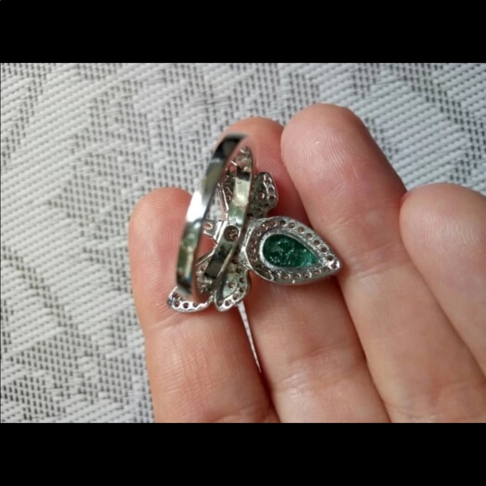 New Women’s Beautiful Party Diamond Ring - Picture 9 of 14